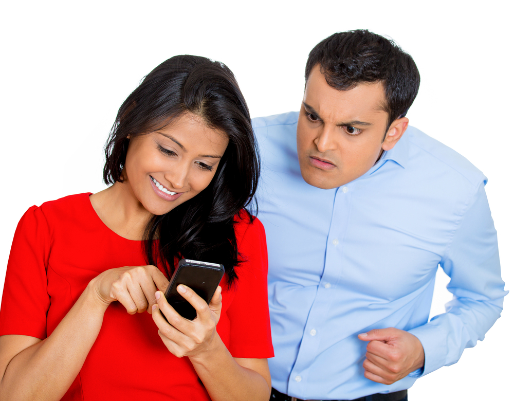 how-social-media-makes-people-in-a-relationship-jealous