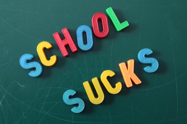 sucksschool