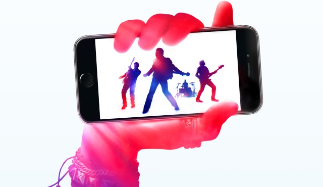 U2 gives away new album to half a billion iTunes Store customers to celebrate iPhone 6 launch