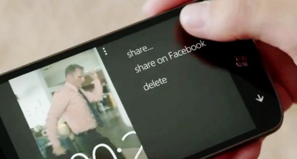 Windows Phone 7 share