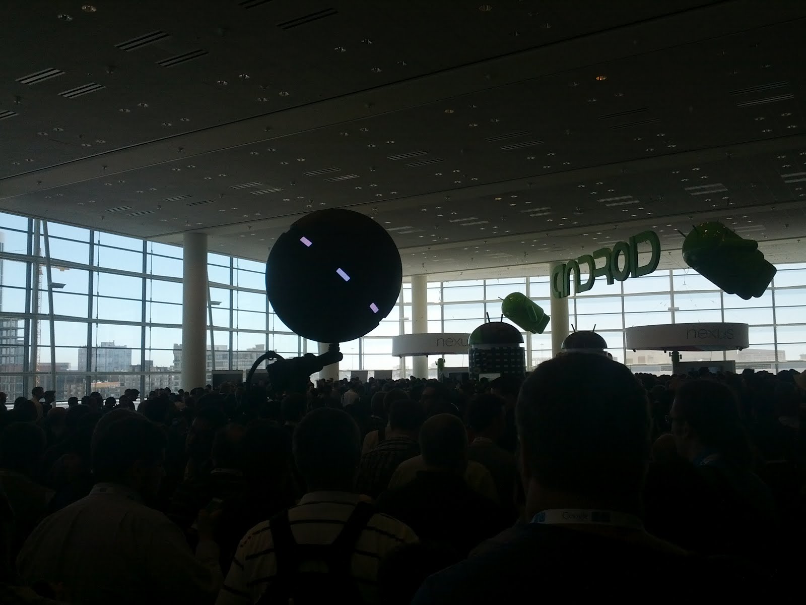 Giant Nexus Q