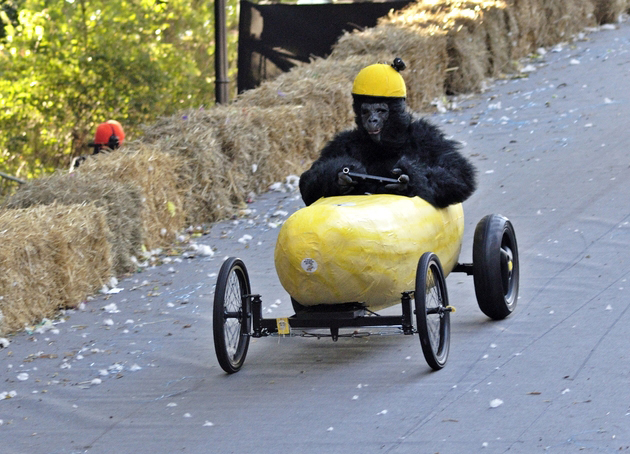 you-won-t-be-going-through-that-windshield-gorilla-glass-coming-to-cars