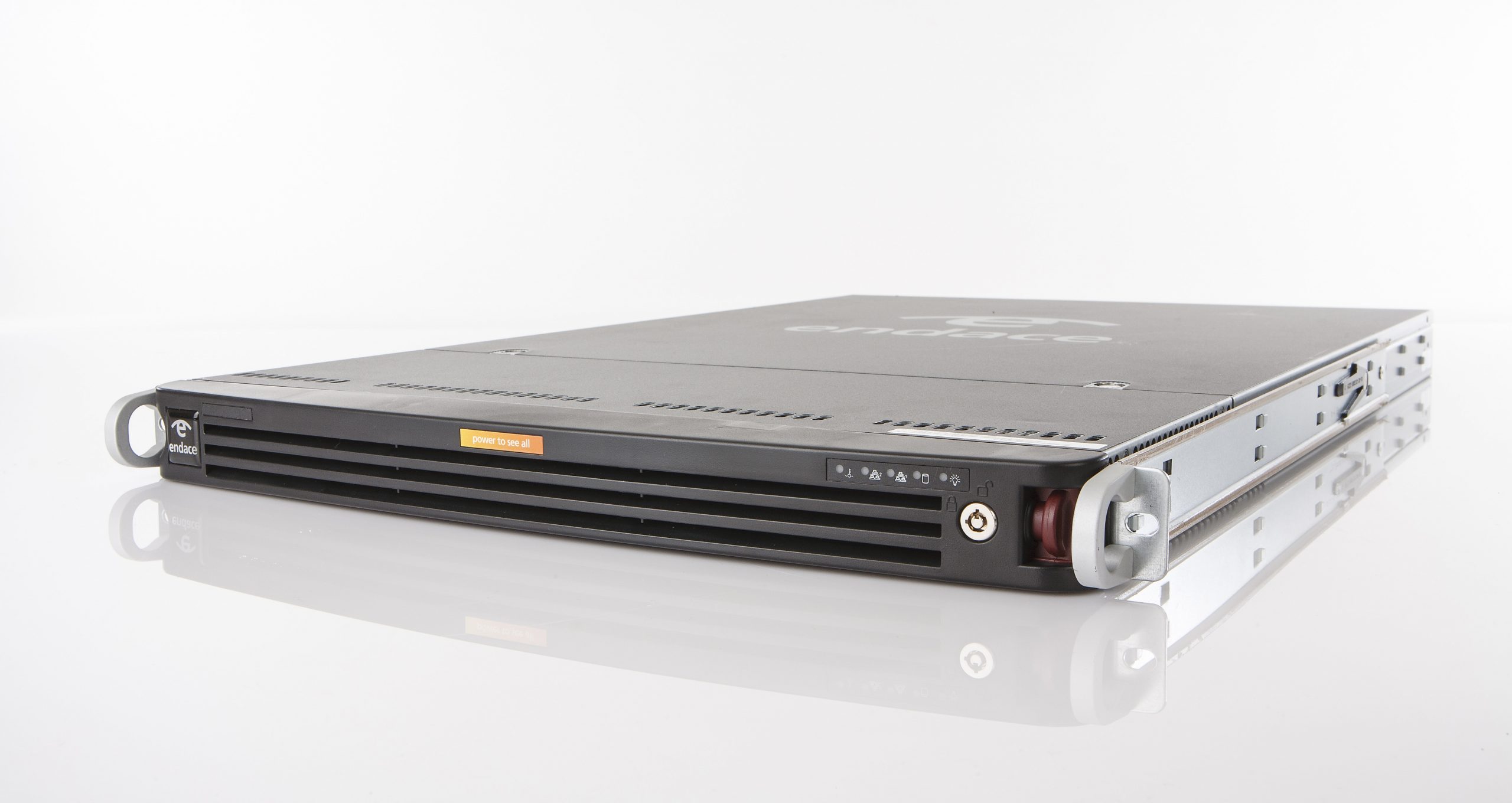 The Emulex EndaceFlow™ 3040 NetFlow Generator Appliance