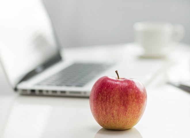 Apple Mac Laptop MacBook