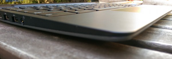 Dell Chromebook 11 side