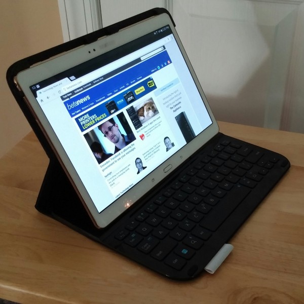 Bemiddelaar Wees tevreden motor Logitech Type-S Protective Keyboard Case for Samsung Galaxy Tab S 10.5  [Review] | BetaNews