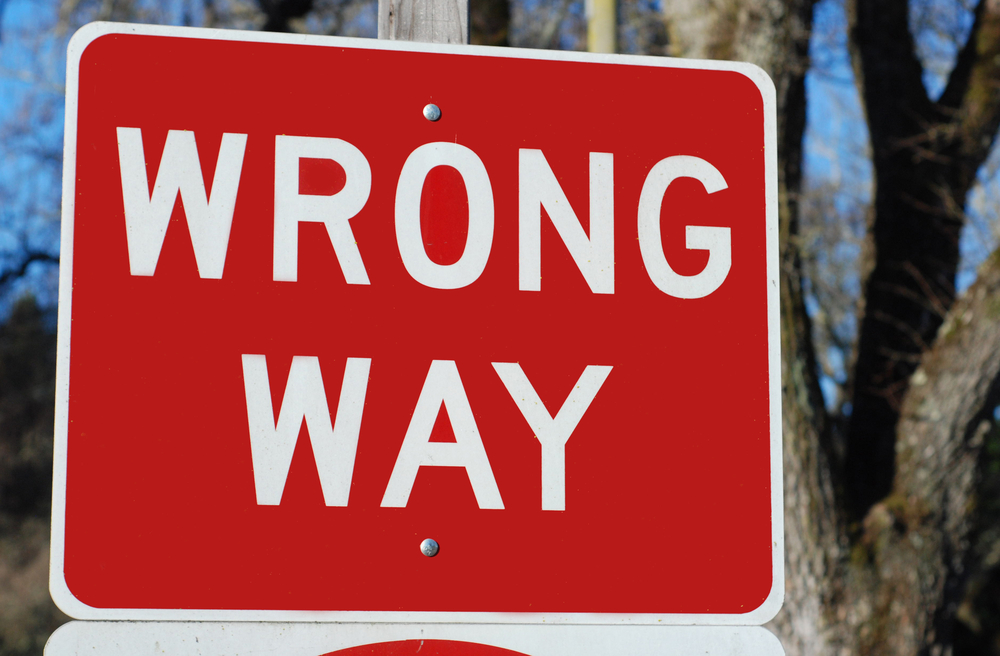 Wrong way sign