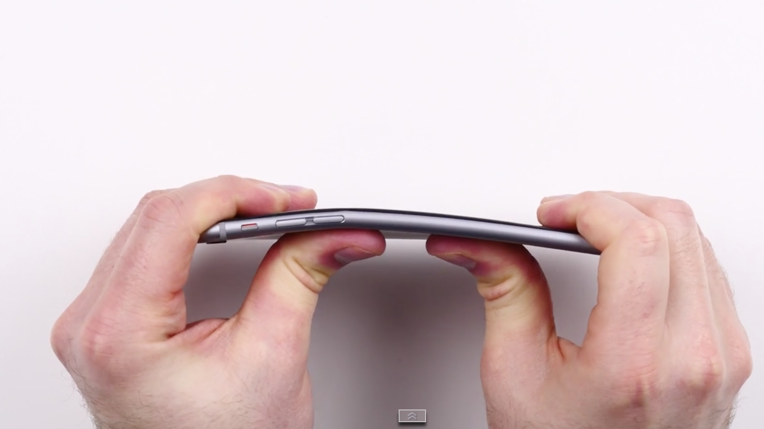 iPhone 6 Plus bends