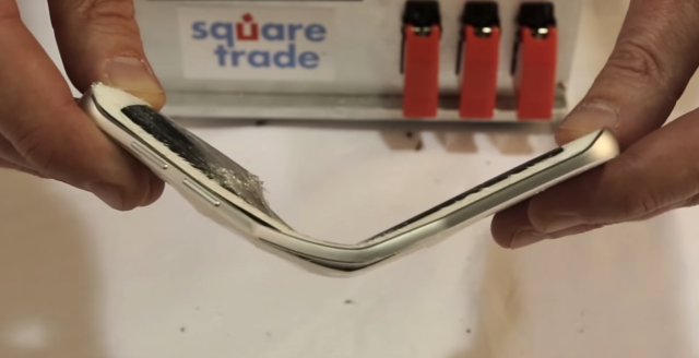 Samsung Galaxy S6 edge Apple iPhone 6 Plus HTC One M9 bend test