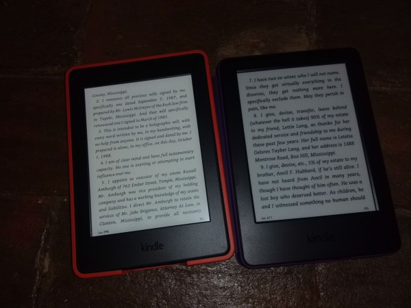 kindle-vs-kindle-paperwhite