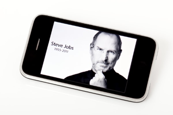 steve_jobs_iphone