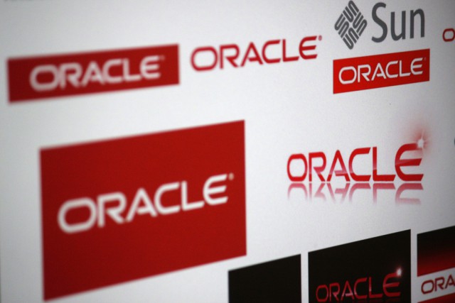 Oracle brand logo