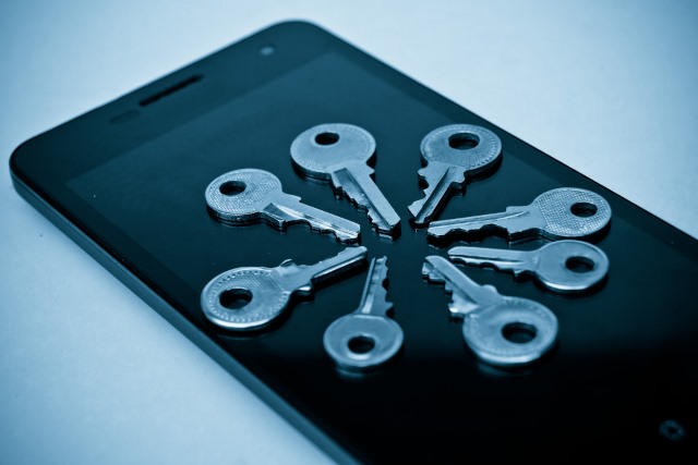 smartphone_keys_security