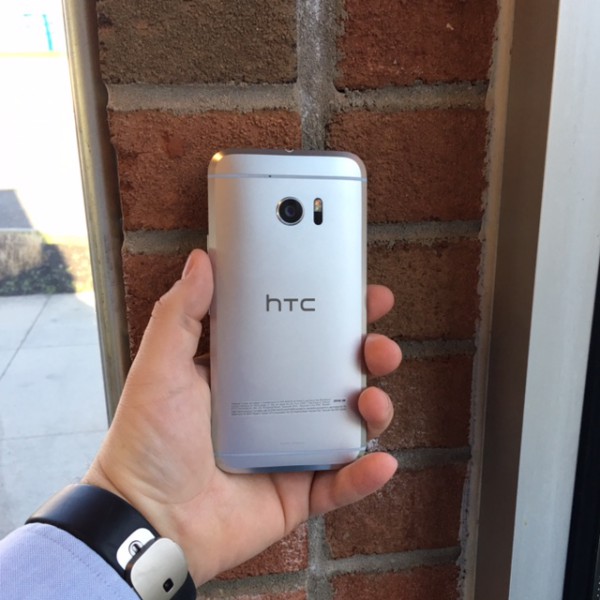 htc10-07