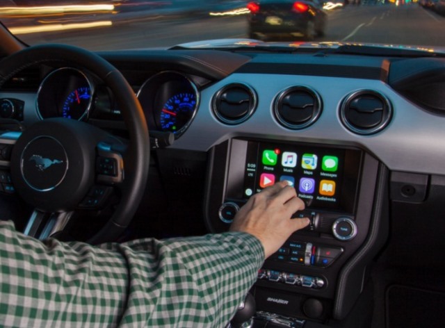 ford-sync-carplay-android-auto