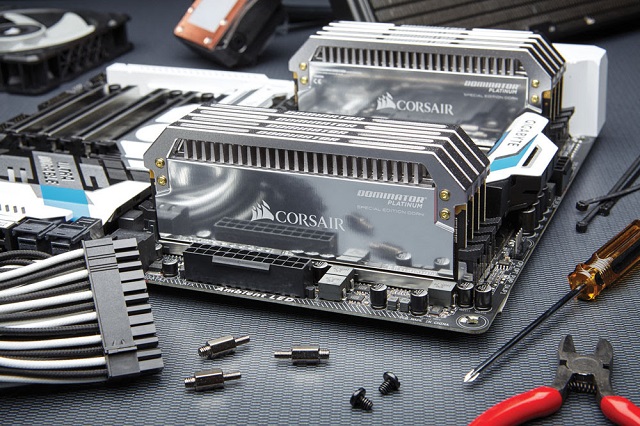 CORSAIR launches DOMINATOR PLATINUM Special Edition 32GB DDR4