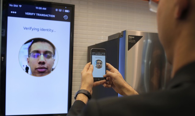 Mastercard Identity Check Mobile lets you pay with a selfie