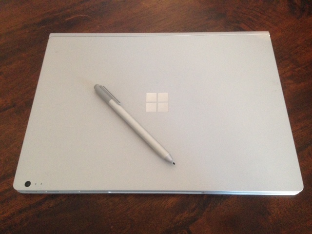 Microsoft Surface Book closed Pen