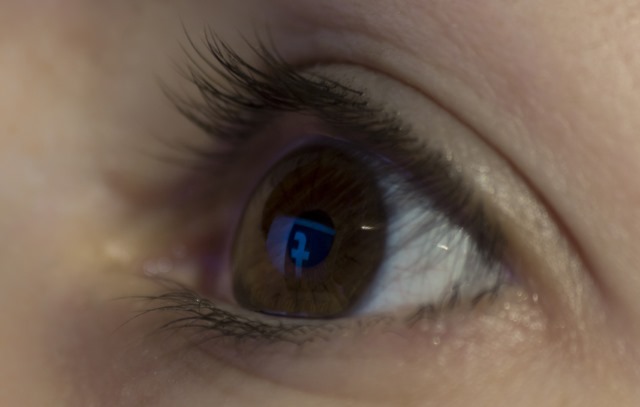 facebook-eye-reflection.jpg