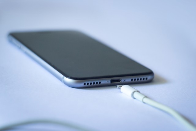 iPhone Lightning-Kabel aufladen Apple