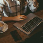 macbook coffee desk