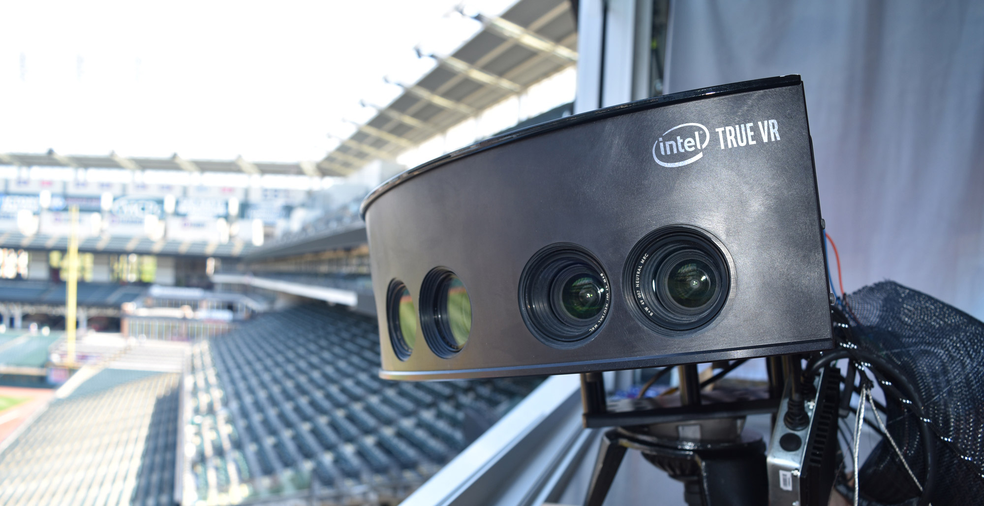 True vr. Камера Интел. 3д камера Интел. Stream по VR. VR Live.