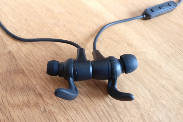 AUKEY Latitude Wireless earphones for people who hate earphones [Review] | BetaNews