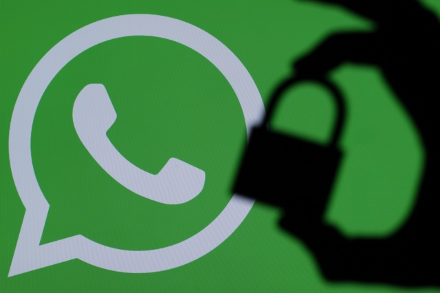 WhatsApp logo with padlock