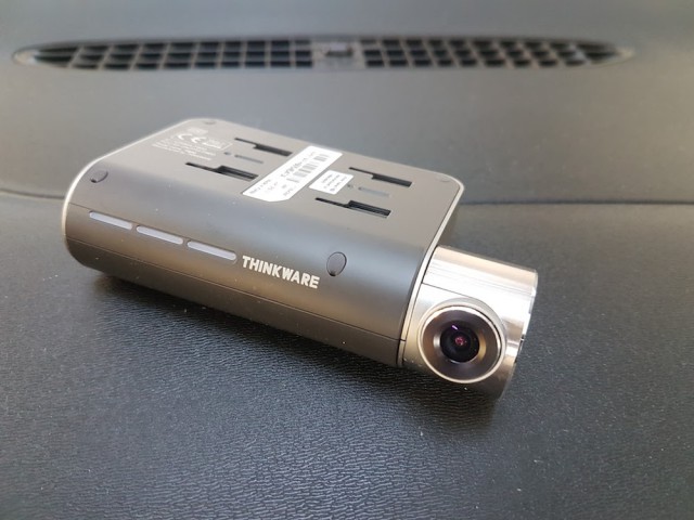 Thinkware F800 dash cam front
