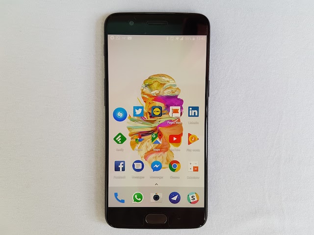 OnePlus 5 front