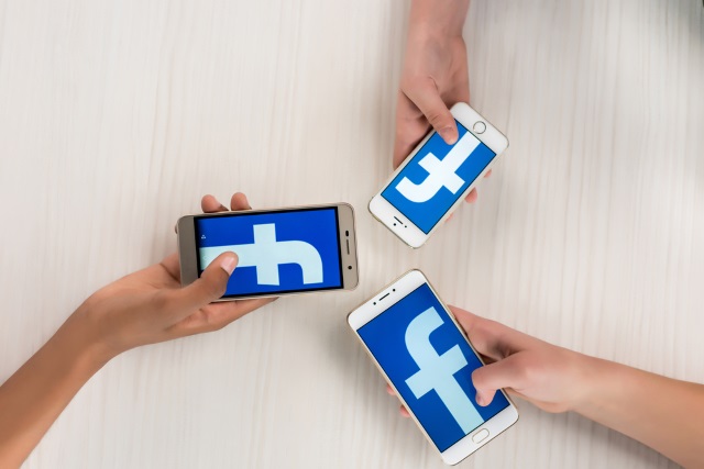 facebook-on-mobiles