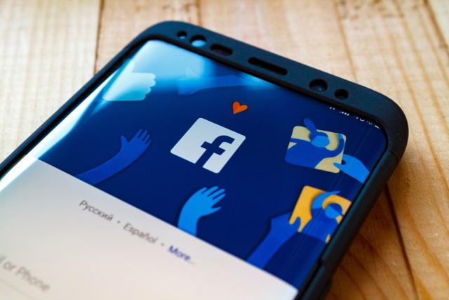 Facebook header on smartphone