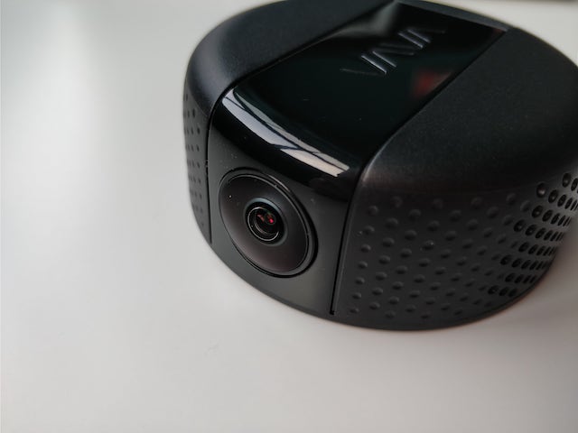 VAVA Dash Cam offers great video quality in an usual-looking package  [Review]