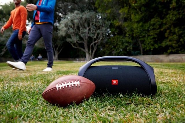 JBL Boombox is a superb portable Bluetooth speaker sans assistant [Review]