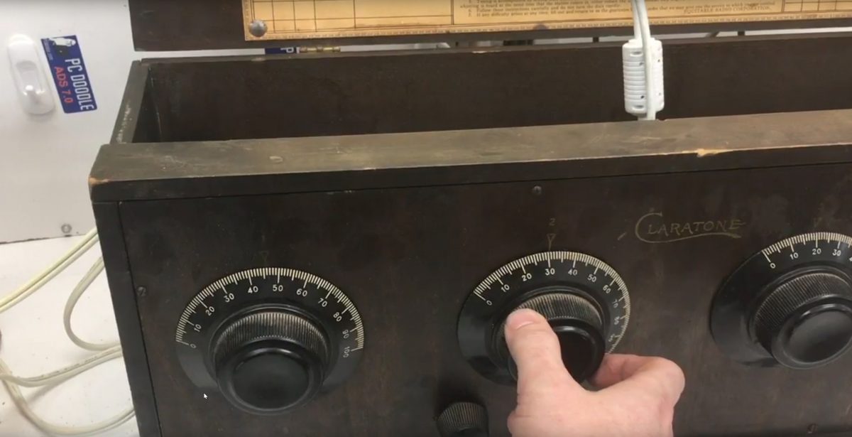 This 1920's radio runs Windows 10