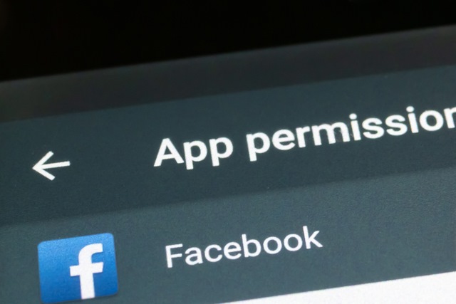 Facebook app permissions