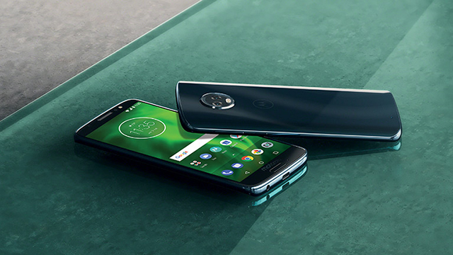 drops the Prime Exclusive 64GB/4GB Moto G6 to $180 ($120 off)