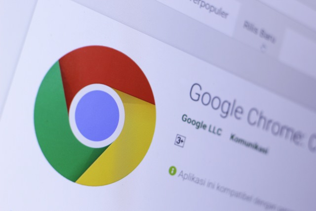 Google lança Chrome OS 69 com suporte a programas do Linux e novo