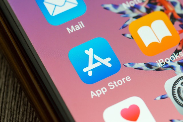 Apple takes an axe to its App Affiliate Program