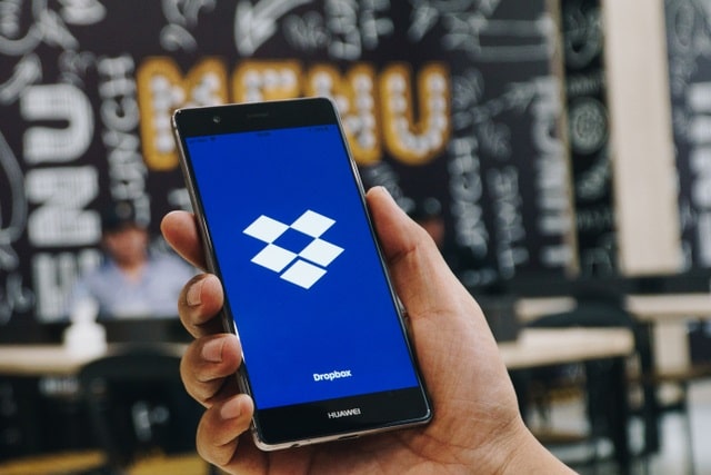 Dropbox on smartphone