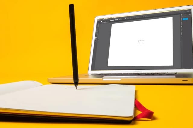 Moleskine teams up with Adobe to create smart notebook: the Moleskine Paper Tablet Creative Cloud Connected edition