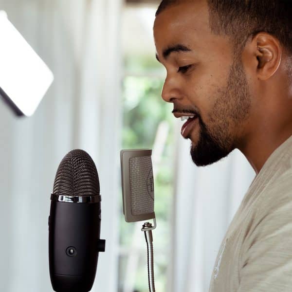 Blue Yeti X is a pro USB microphone for vlogging, gaming