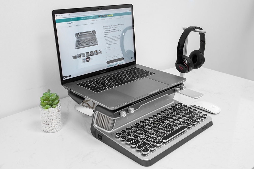 Rocksete, un teclado retro con altavoces de alta calidad