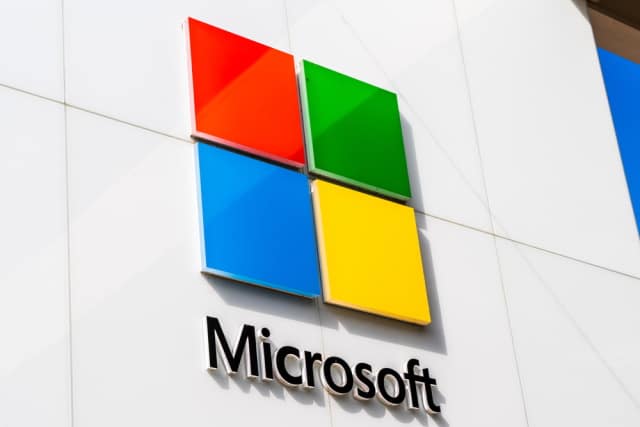 Logo Microsoft berwarna-warni
