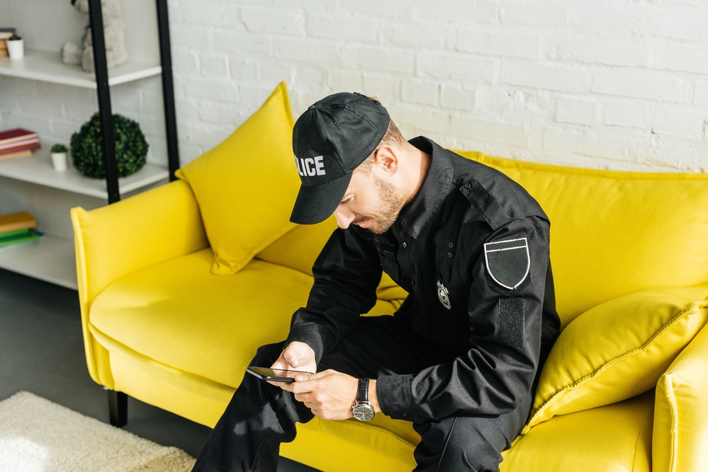 Policeman smartphone