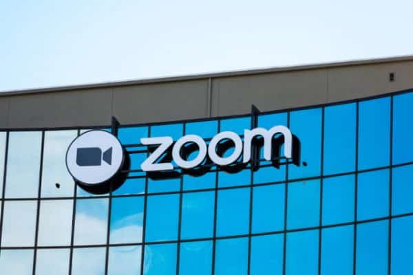 Zoom logo di gedung