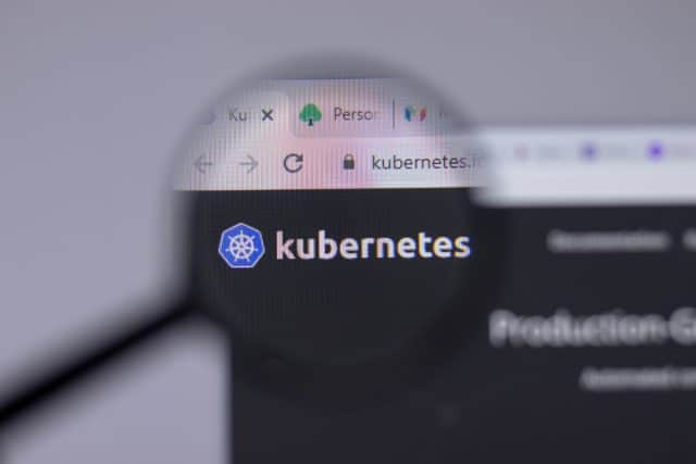 Easy knowledge administration with Database as-a-Service (DBaaS) for Kubernetes