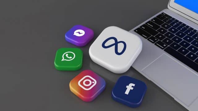Meta, Facebook, Instagram, Messanger and WhatsApp logos