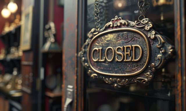 Closed sign