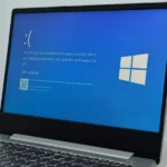 Computer screen with a Windows error